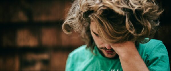 3 modi naturali per prevenire la caduta dei capelli